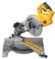 DWS 778 250MM-es kompakt gérfűrész