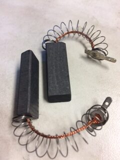 Szénkefe porszívó  6,2×12,5/35mm