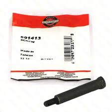 Kipufogó rögzítő csavar