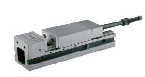 OPTIMUM HCV 105 CNC hidraulikus gépsatu